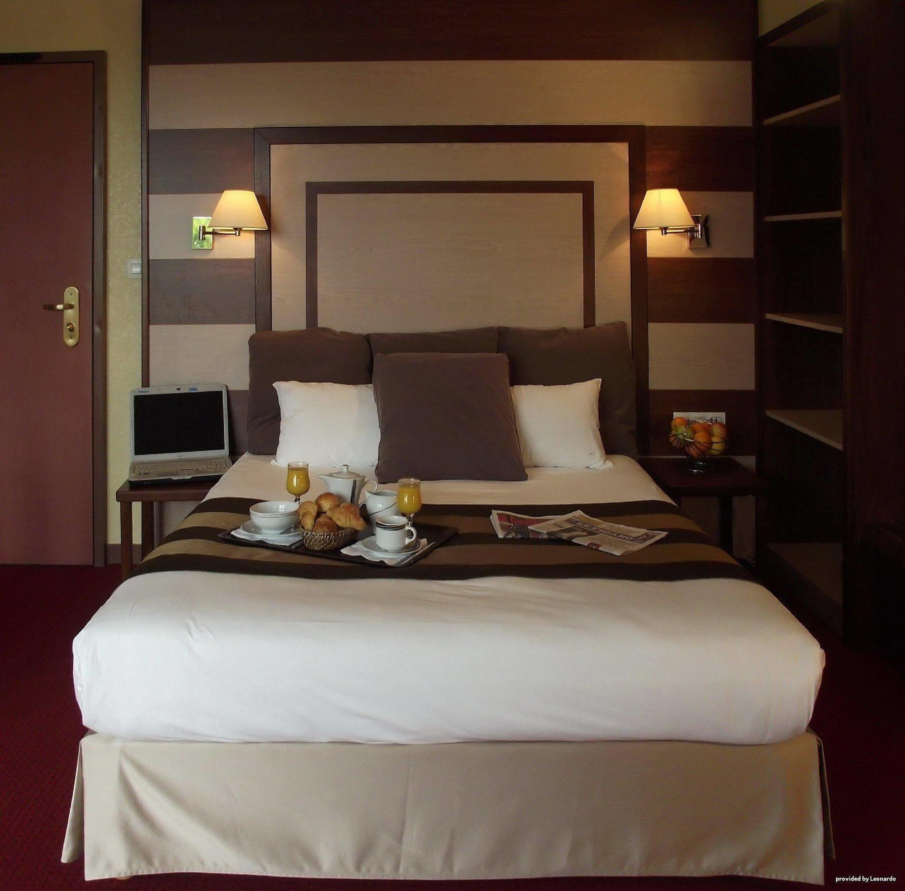 Best Western Hotel De Paris Laval  Quarto foto